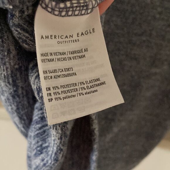 American Eagle Soft & Sexy Plush Long Sleeve Shirt V-Neck Soft Size Small Blue - Picture 5 of 5